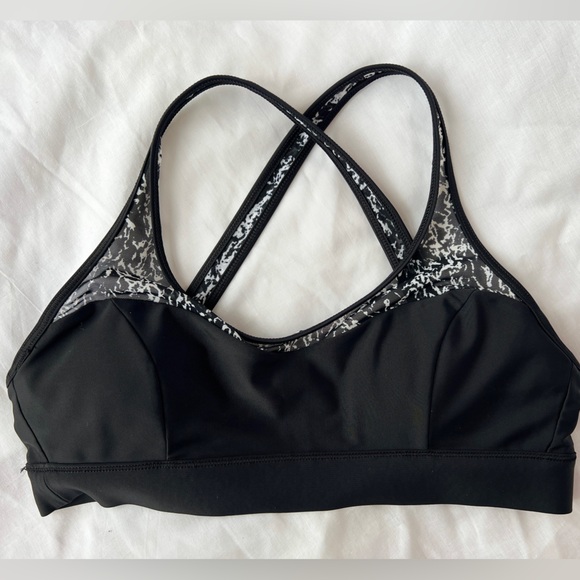 Lululemon swim top - Picture 1 of 4